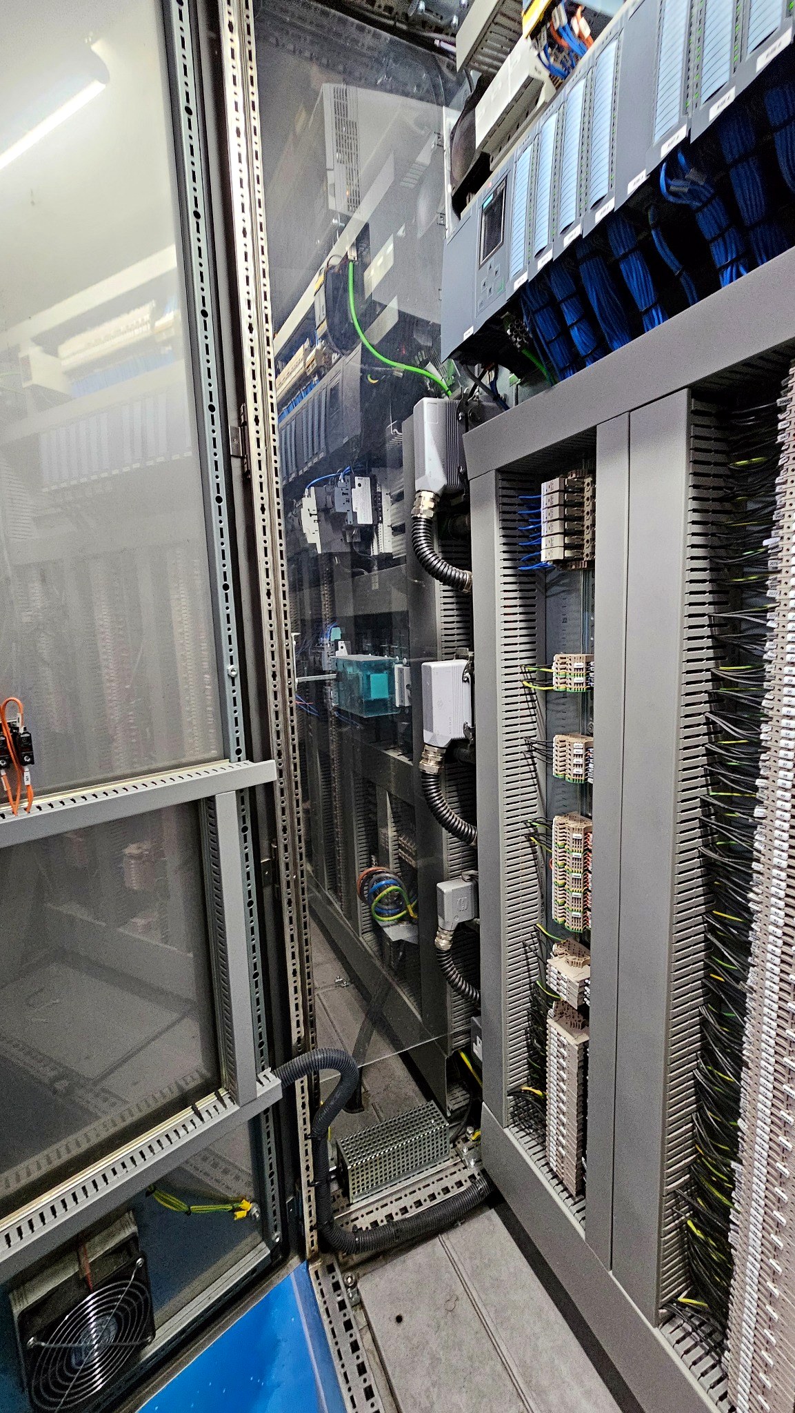 Siemens PLC control cabinet
